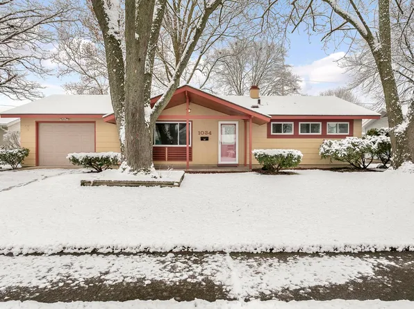 1034 Ebeling Dr, South Bend, IN 46615