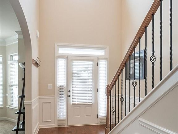 4th image of 117 Cameron Creek Ln