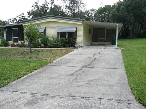 326 Ivanhoe Cir, Lady Lake, FL 32159