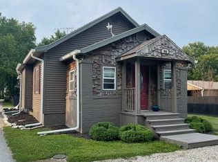 306 E Cherry St, Advance, IN