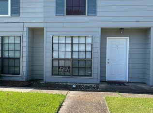 558 S Flannery Rd APT B, Baton Rouge, LA 70815