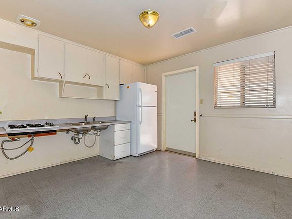 4th image of 2707 W CAMPBELL Avenue