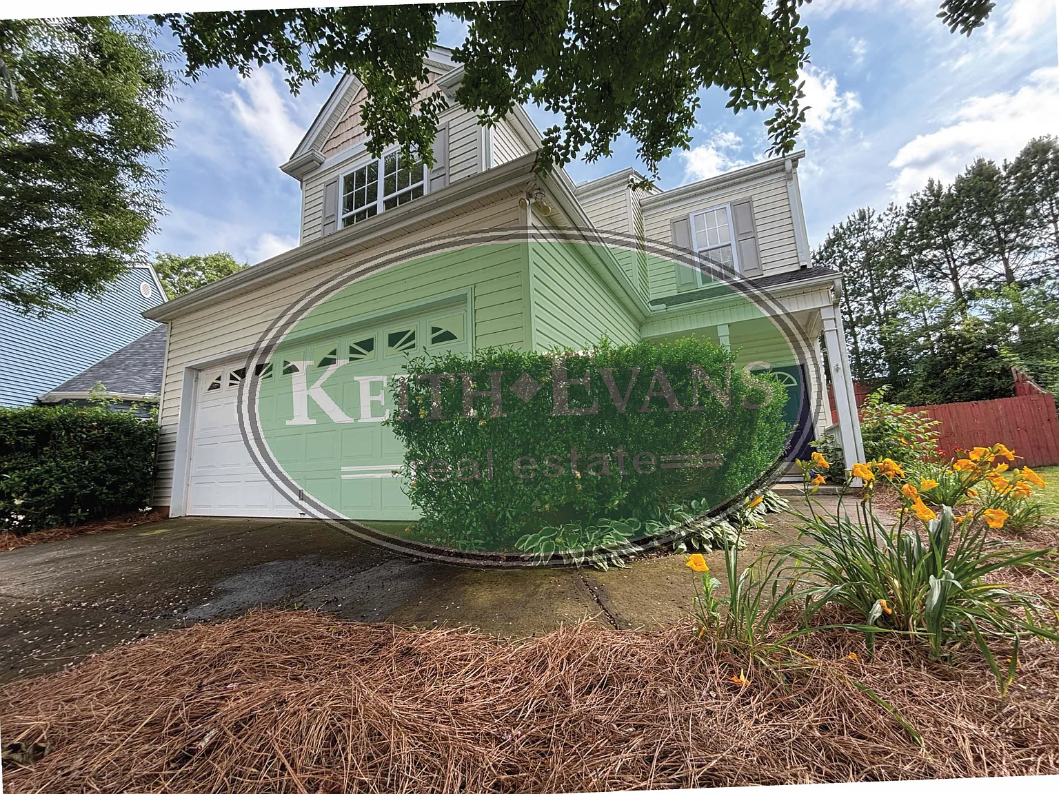 3 bed, 2.5 bath, 1600 sqft, $1,750 — Photo 1