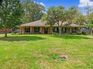 11021 Fieldcrest Dr, Baton Rouge, LA 70811