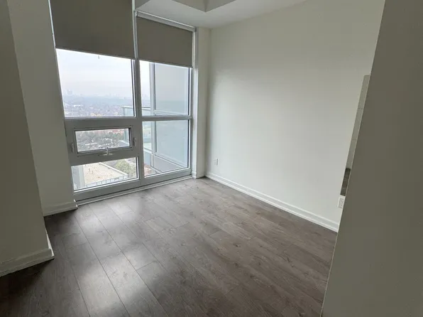 56 Forest Manor Rd, Toronto, ON