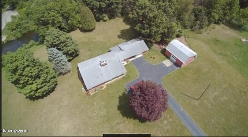 1st image of 9958 Summit Ave NE