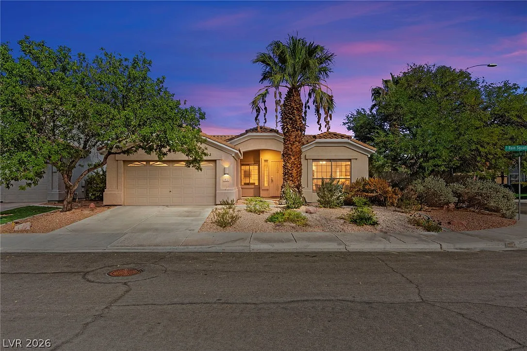 3 bed, 2.0 bath, 1760 sqft, $2,750 — Photo 1