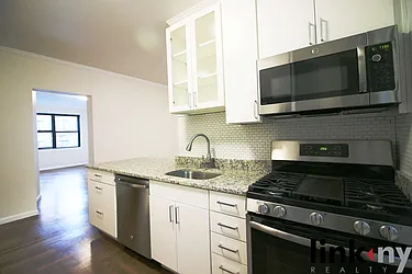 Rented by Link NY Realty