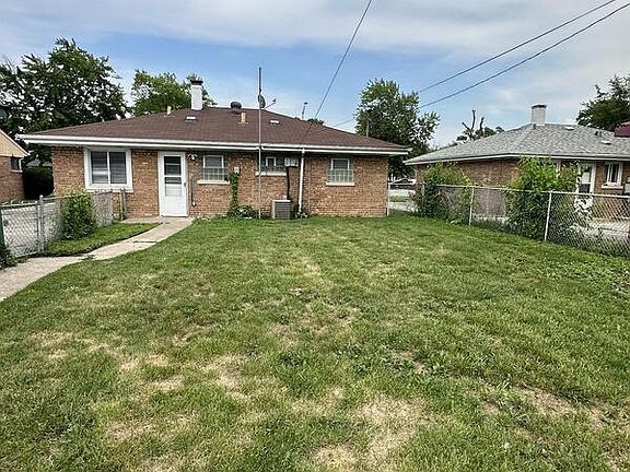 3rd image of 17108 Burnham Ave