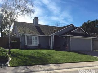 8236 Cliffe Way, Sacramento, CA 95828