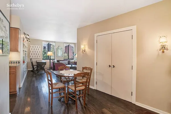 Sold by Sotheby's International Realty | media 15