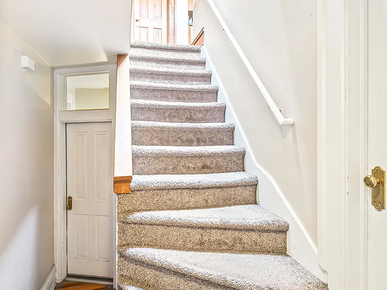 1420 N Franklin St #4 — Photo 7