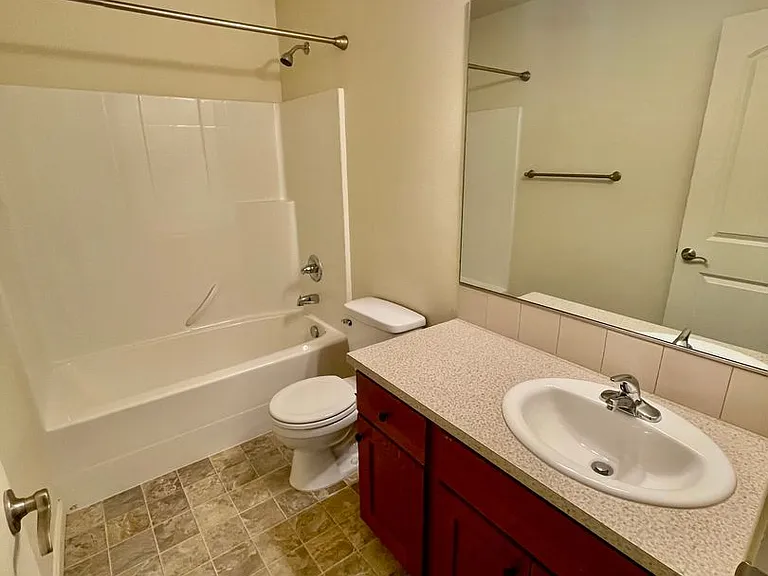 12947 NW Clement Ln — Photo 23