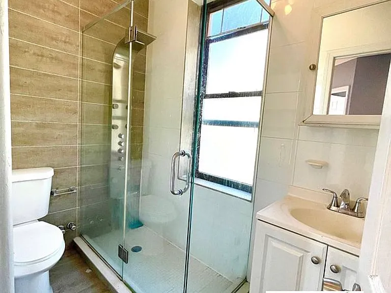 820 Riverside Dr #4A — Photo 7