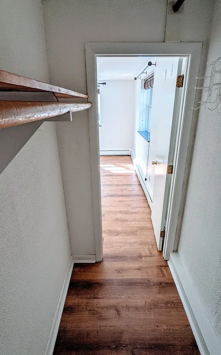 1 bed, 811 sqft, $2,200 — Photo 2