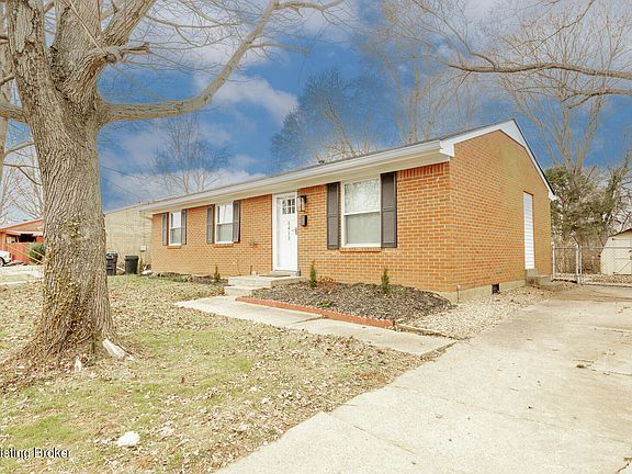 3rd image of 5413 Alicante Ln