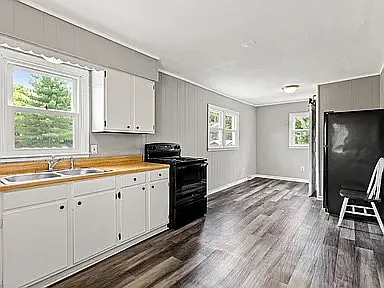 106 E Walnut St #1 — Photo 14
