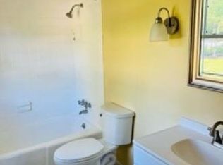 109 Stillwater Ave, Orono, ME 04473