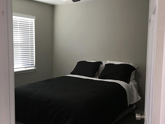 4th image of 1344 Coffee St APT 3
