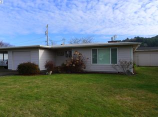 2344 High St, Reedsport, OR 97467