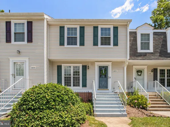 2870 Burgundy Pl, Woodbridge, VA 22192