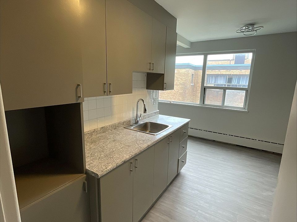 1st image of 2548 Keele St #204