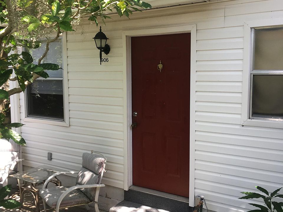 1st image of 906 Jasmine Way #906