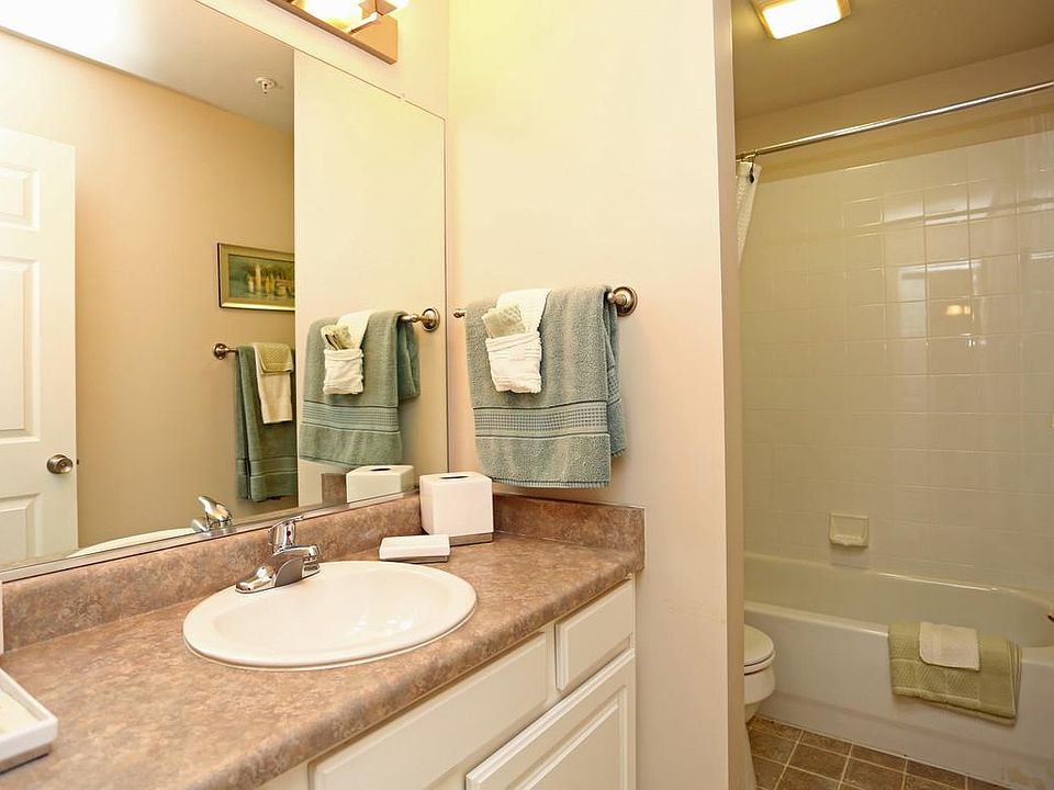 1st image of 1444 Nottingham Ln APT G208