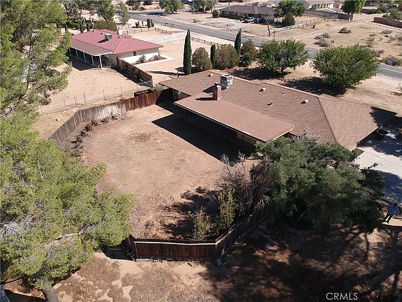 2nd image of 19430 Tomahawk Rd