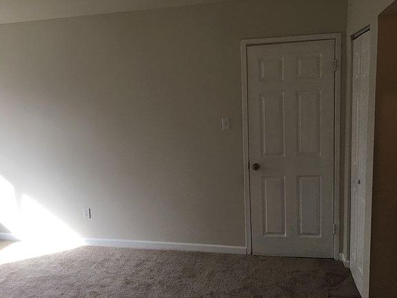 3rd image of 7971 Audubon Ave APT 302