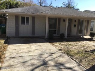 2606 Pine Ave, Gulfport, MS 39501