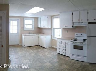 102 Shippee Ave, West Warwick, RI 02893