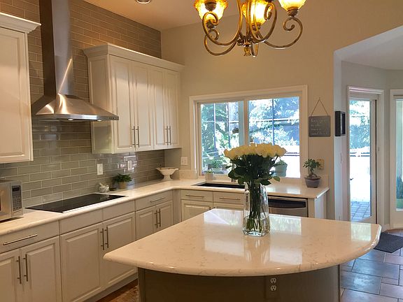 4th image of 2429 Waterview Ct