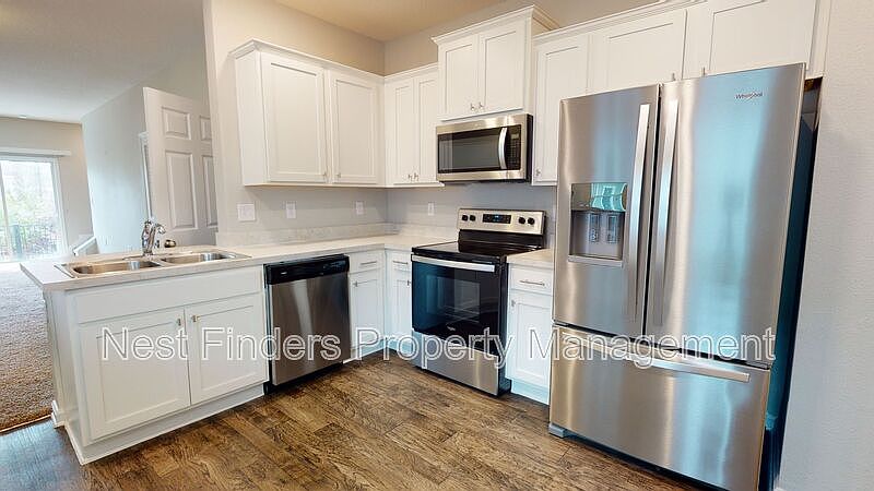 1st image of 79 Scotch Pebble Dr