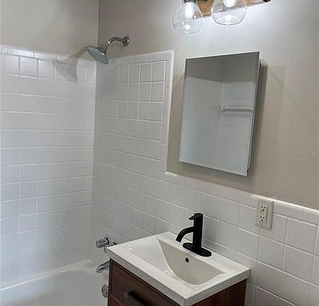 5th image of 5380 4th St N APT 204