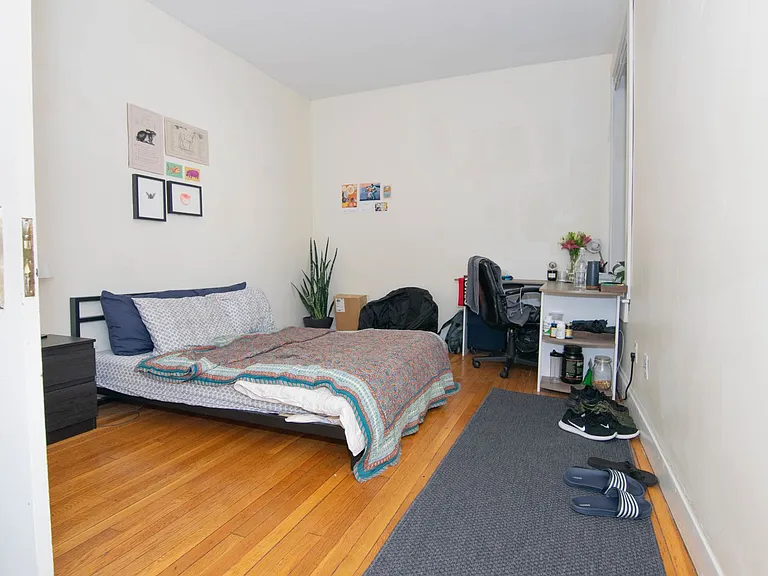 60 Gibbs St #1 — Photo 3