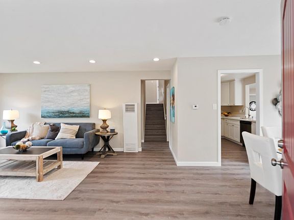 3rd image of 119 Buxton Ave