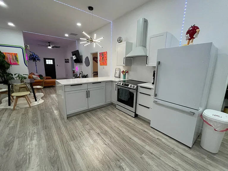 1726 Vesey Ave — Photo 8
