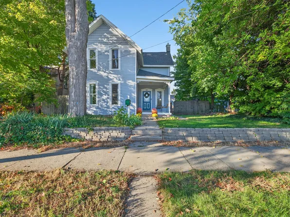 853 2nd St NW, Grand Rapids, MI 49504