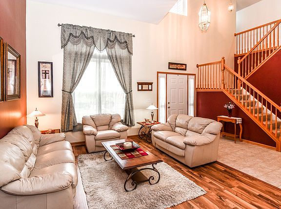 5th image of 6714 Sahara Dr
