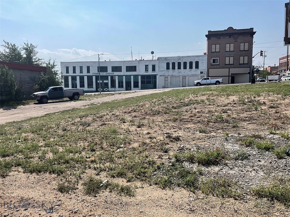 2nd image of 200 S Main St