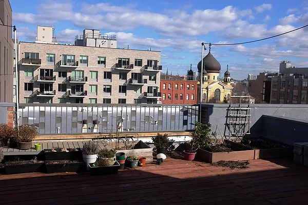 Rented by Citi Habitats | media 22