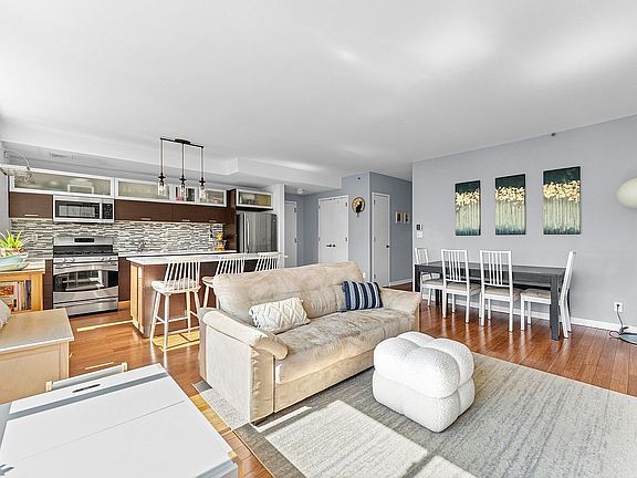 2nd image of 353 E 104th St APT 9C
