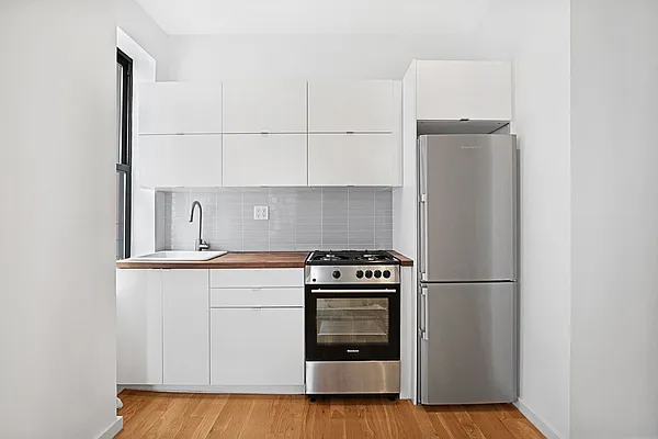 Rented by Compass | media 23