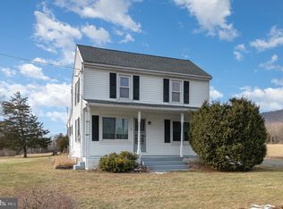 16 Peacock Dr, Carlisle, PA 17015