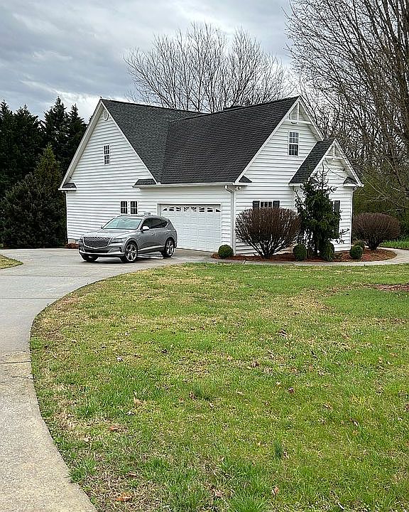 2nd image of 6378 Shoal Creek Rd