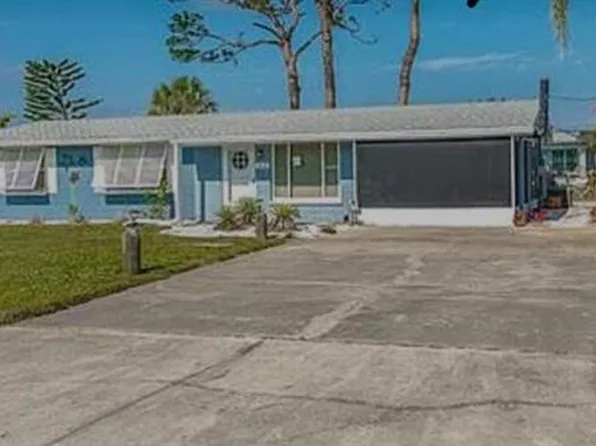 832 E 4th St, Englewood, FL 34223