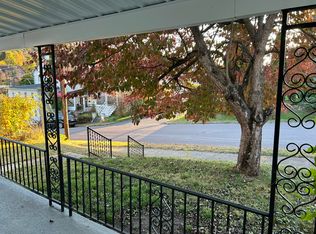 58 N Market St, Glen Lyon, PA 18617