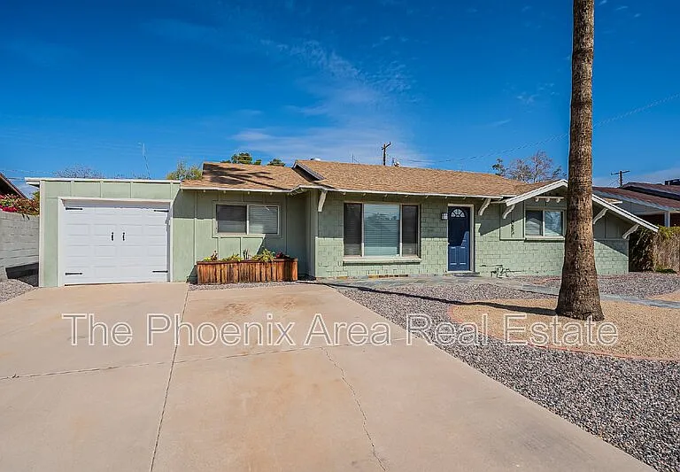 8654 E Windsor Ave — Photo 3