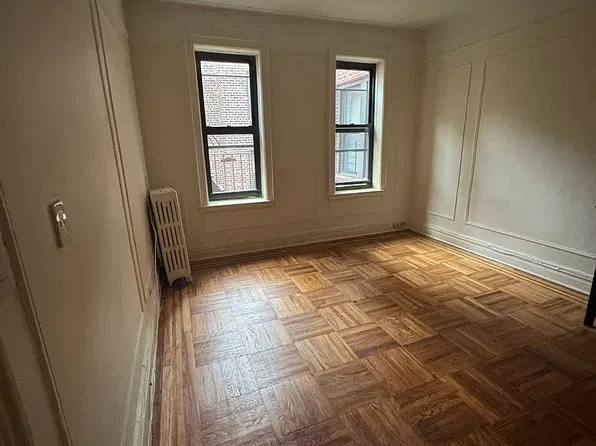 37-20 83rd St #6L, Jackson Heights, NY 11372